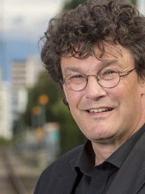 Professeur de sociologie urbaine et directeur du Laboratoire de sociologie urbaine, EPFL, Lausanne